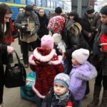 Як адаптуватися до життя серед великої кількості людей? Поради від Центру громадського здоров’я